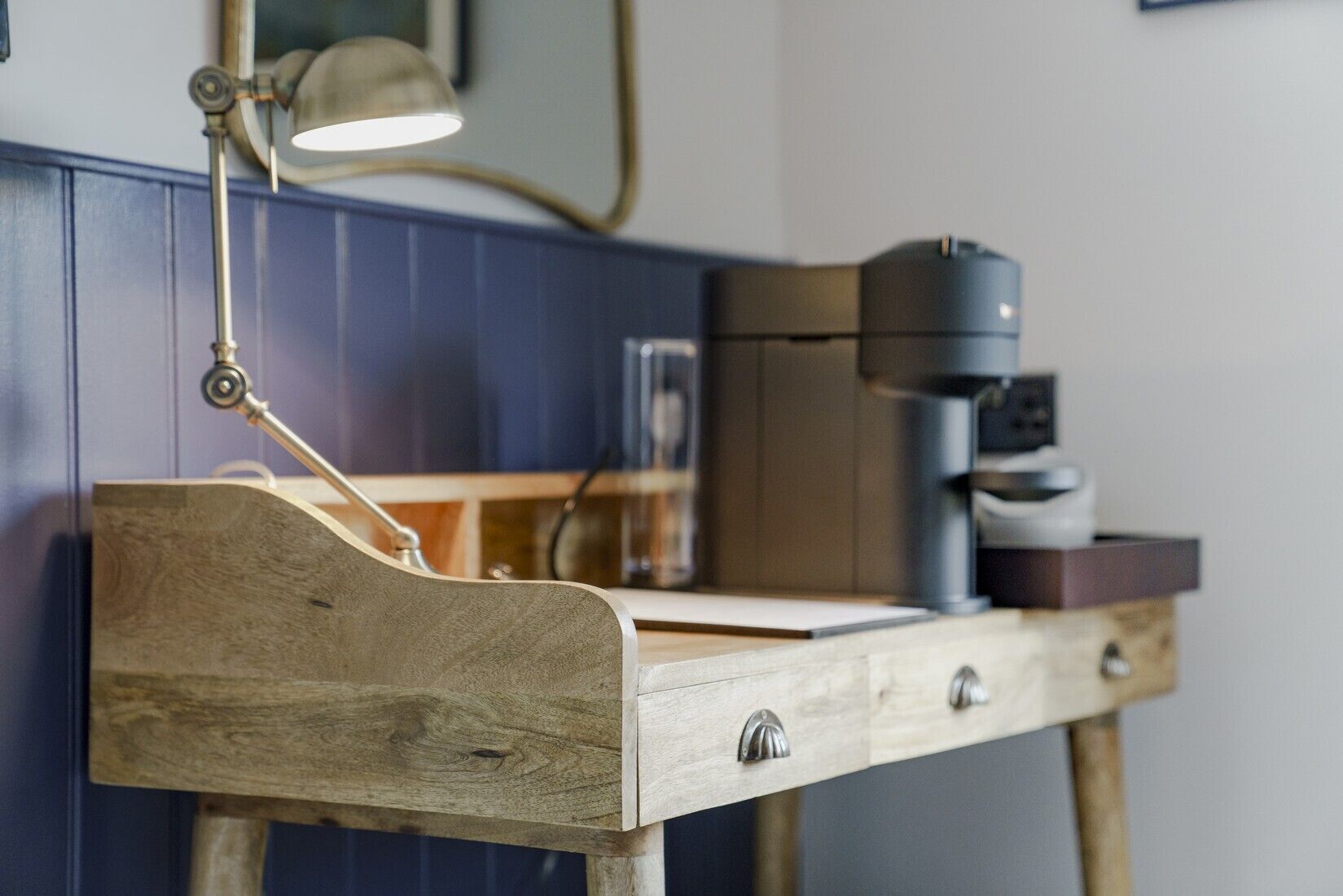 classic double room, 1 queen bed | 1 bedroom, desk, iron/ironing board, free wifi