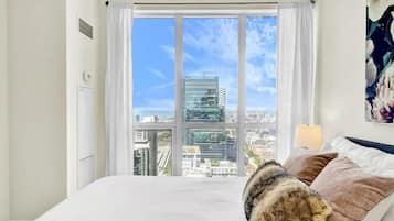 Condo Premium, 2 phòng ngủ, 2 phòng tắm | 1 phòng ngủ, trang trí khác biệt