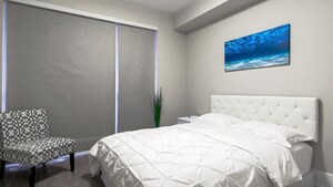 Life Suites Loft CN Tower