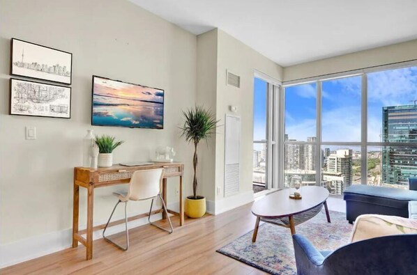 Premium Condo, 2 Bedrooms, 2 Bathrooms | Living area