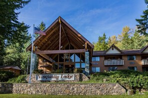 Exterior - Nisqually Lodge (Ashford)