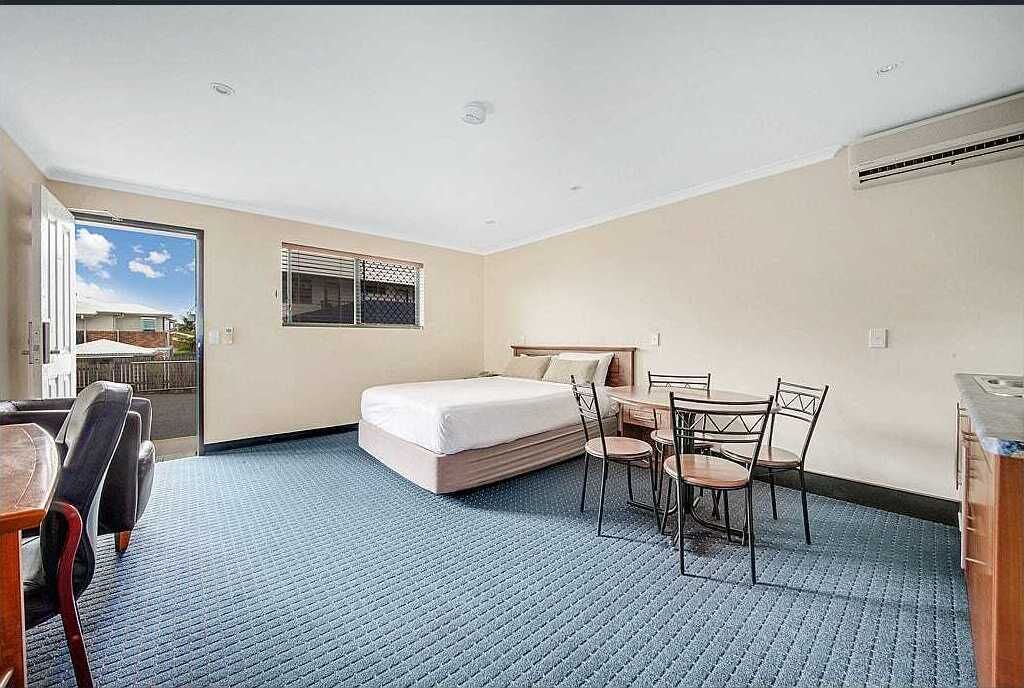 desk, soundproofing, iron/ironing board, free wifi