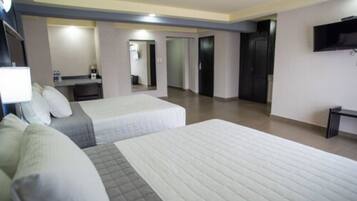 Habitación doble | Ropa de cama de alta calidad, caja fuerte, wifi gratis y ropa de cama