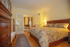 King Bed Suite #1, First Floor, Generous walk in Shower