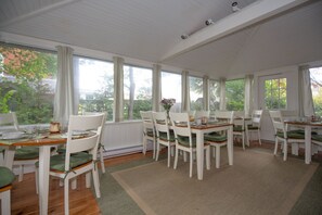 Desayuno continental incluido todos los días