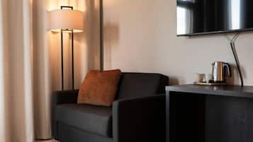 Desk, laptop workspace, soundproofing, cots/infant beds