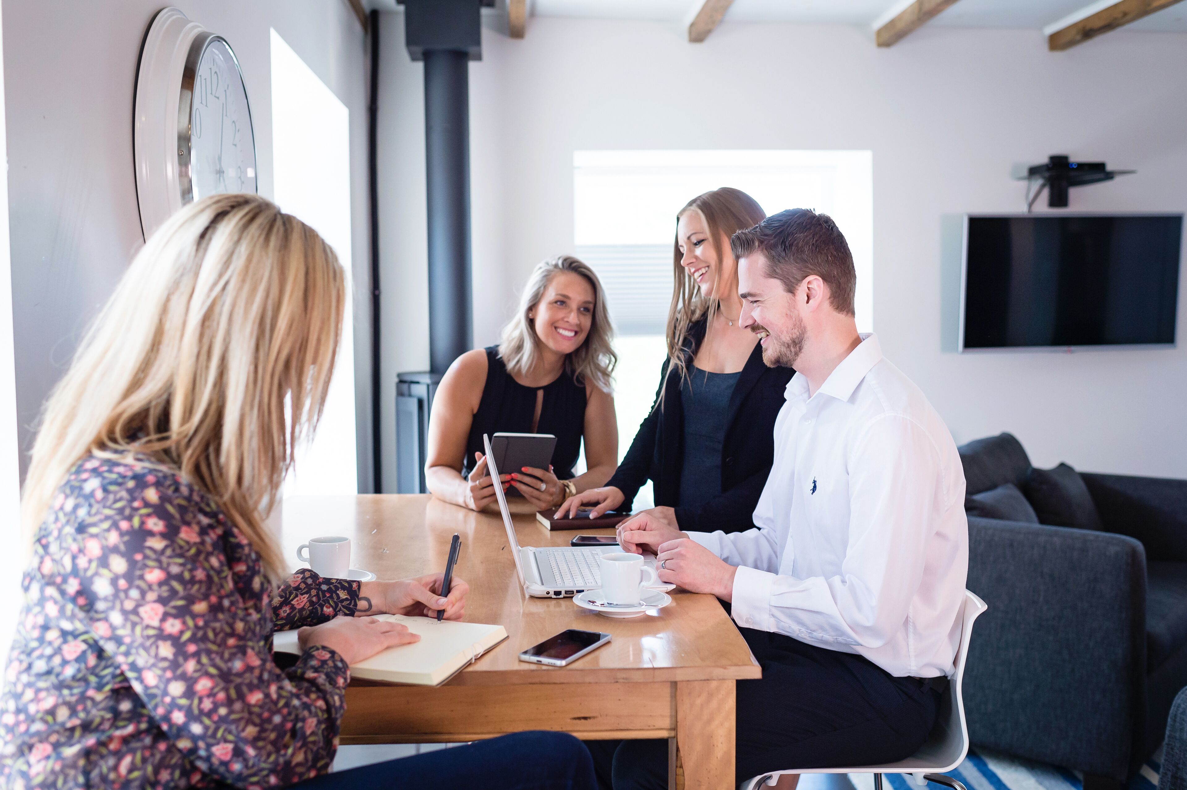 loft suite 1 | in-room dining