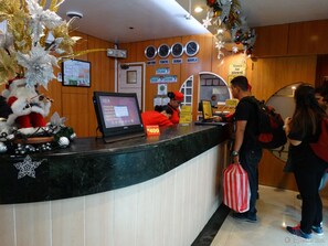 Reception - Hotel Sogo EDSA Harrison (Pasay)