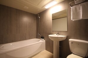 Chambre Double Premium | Salle de bain