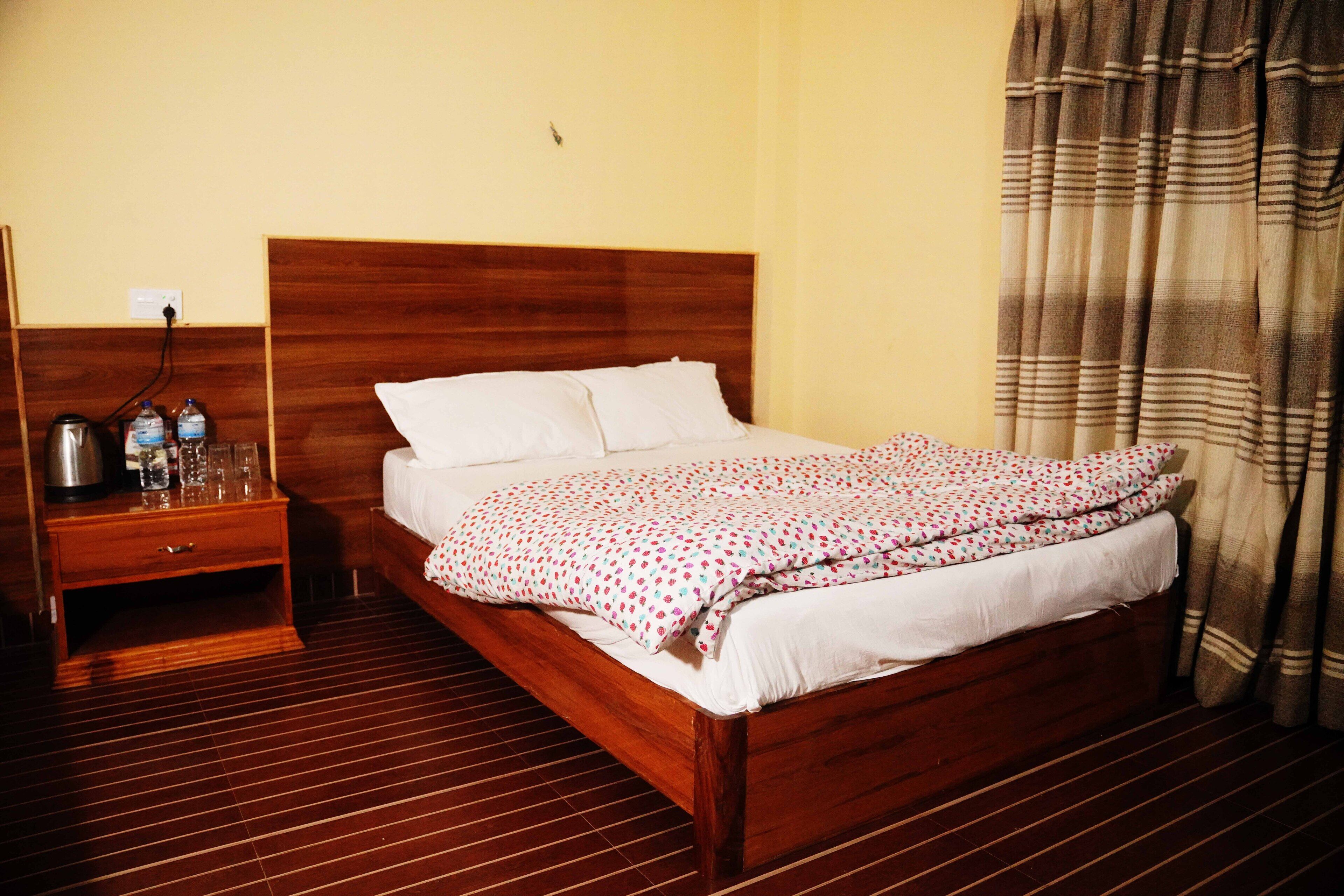 Deluxe Double Room, 2 Bedrooms, Balcony, Garden View | Property amenity