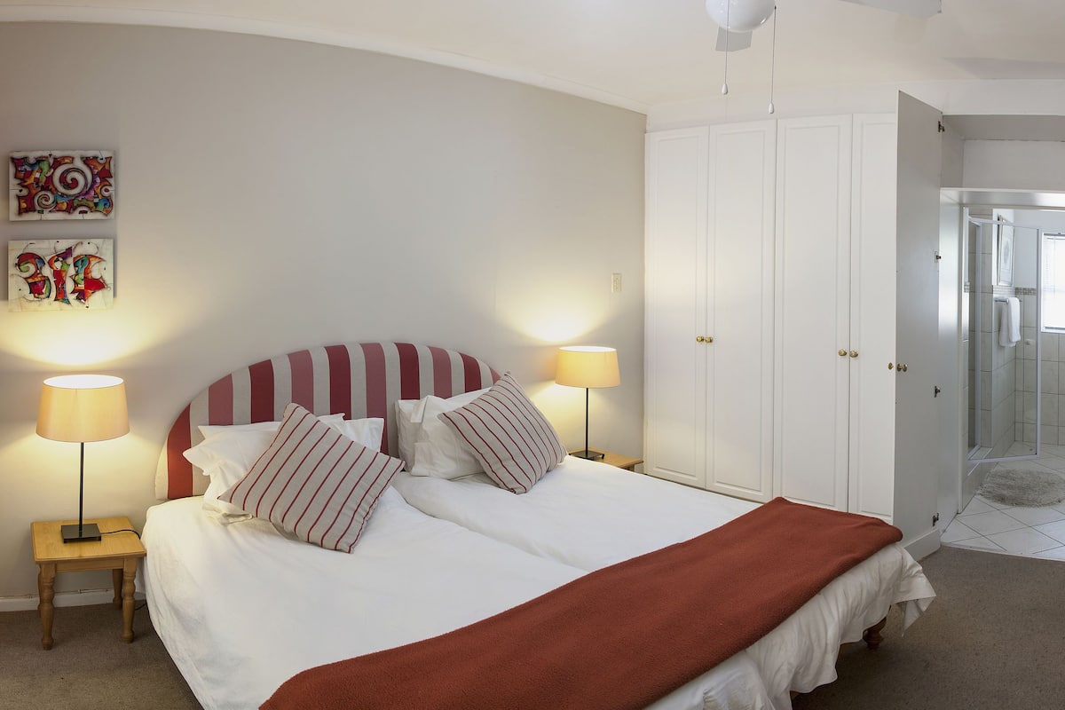 Standard Double or Twin Room (Garden/Pool)