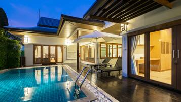 3 Bedroom Pool Villa | Terraza o patio