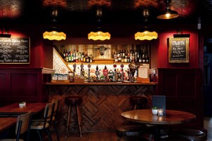 2 bares/lounges, bar de coquetéis