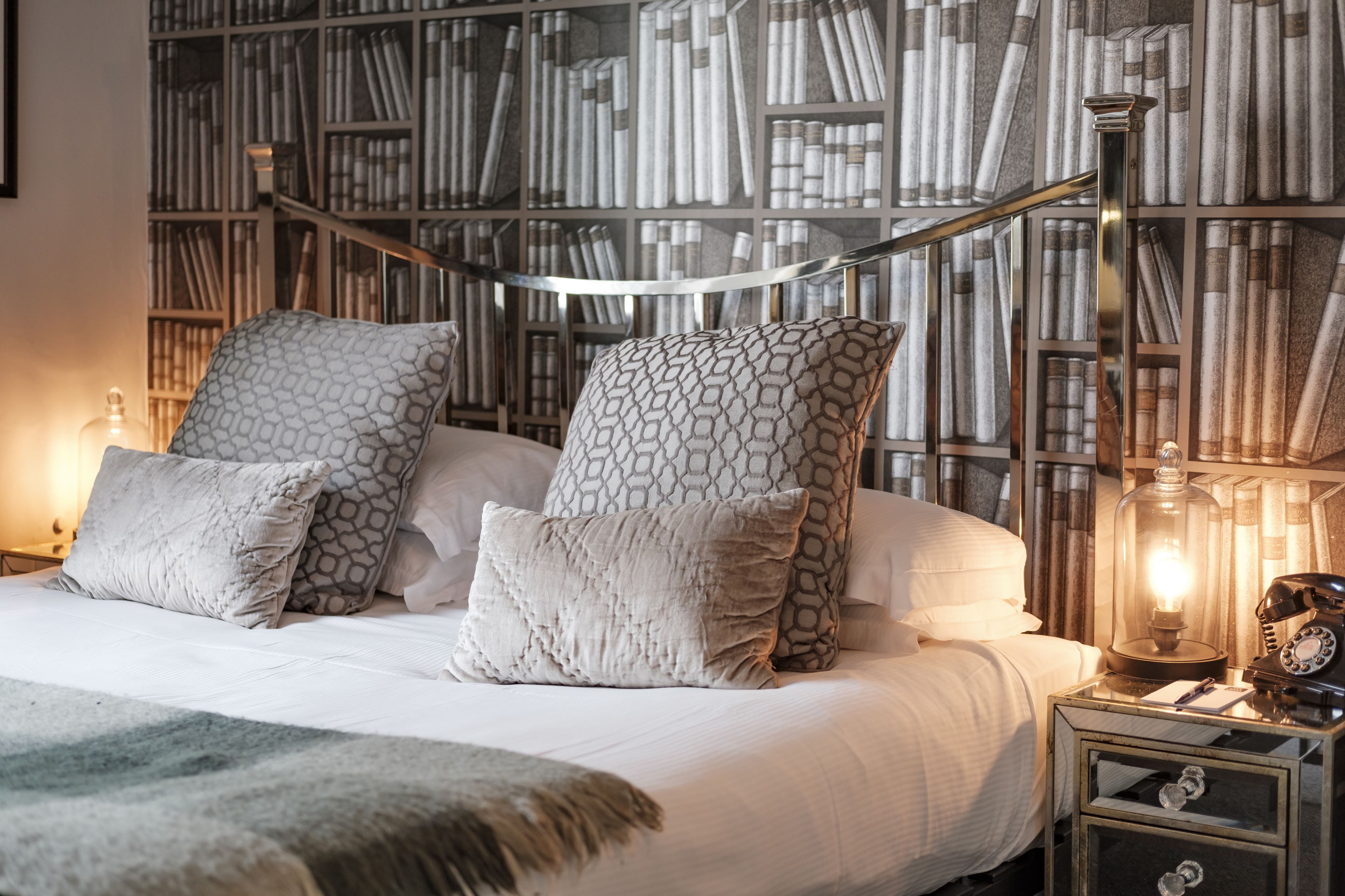 ダブルルーム (Master) | 高級寝具、遮光カーテン、アイロン / アイロン台、可動式ベッド