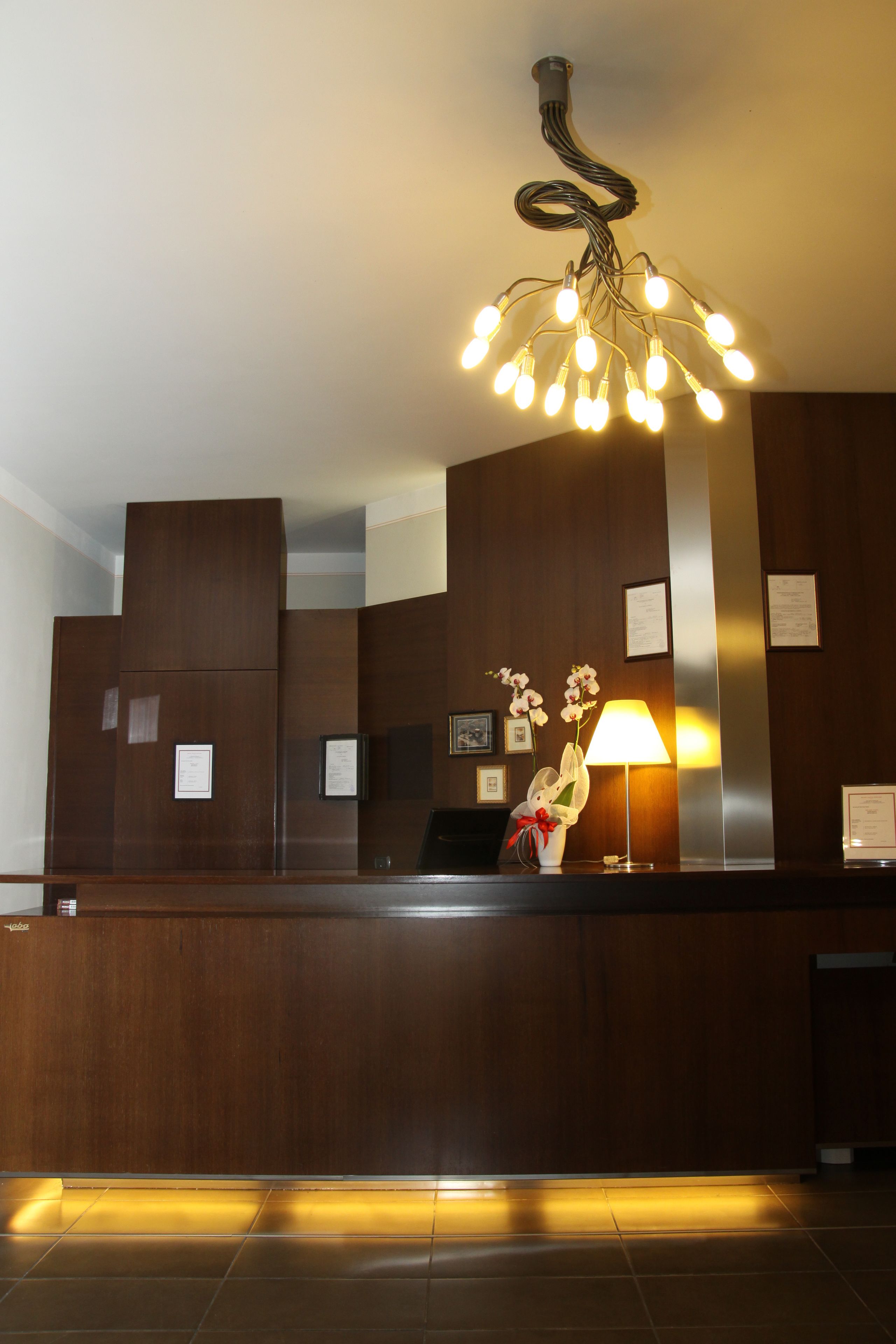 concierge desk