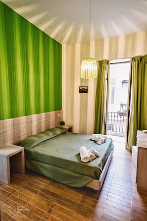 Double or Twin Room | Minibar, desk, free cribs/infant beds, rollaway beds