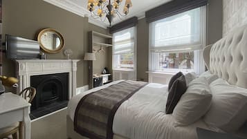 Habitación doble Confort | Caja de seguridad en la habitación y escritorio