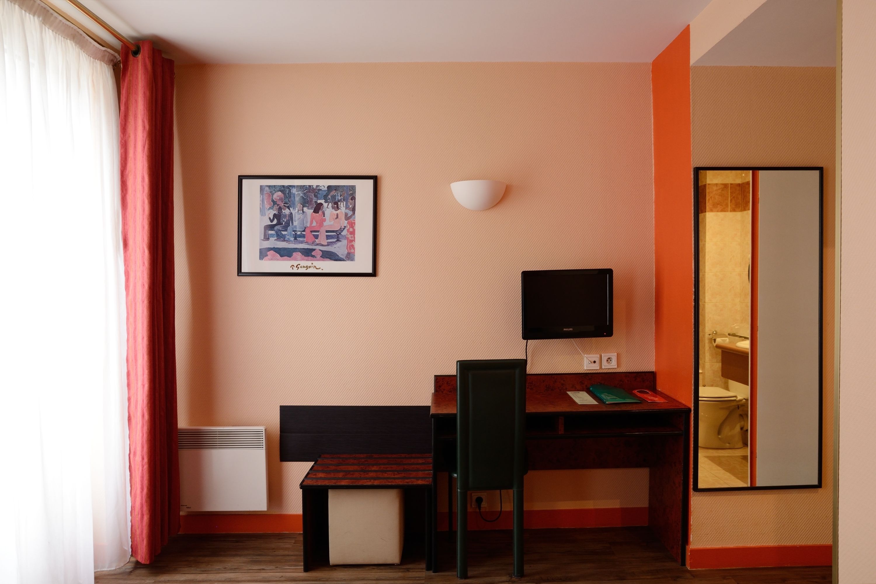 single room | 1 bedroom, desk, iron/ironing board, free wifi