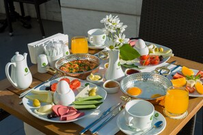 Enjoy a leisurely breakfast with a variety of fresh options.