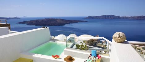 Honeymoon Suite with Outdoor Hot Tub & Caldera View | View from room