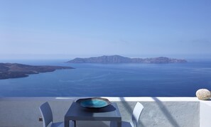 Unclassified image, 3 of 244, button - Caldera Cliff Illusion Suites (Santorini)