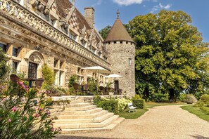 Exterior - Hattonchatel Château & Restaurant La Table du Château (Vigneulles-les-Hattonchatel)