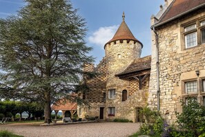 Exterior - Hattonchatel Château & Restaurant La Table du Château (Vigneulles-les-Hattonchatel)