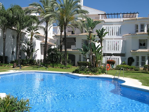 Serinamar - Los Naranjos de Marbella