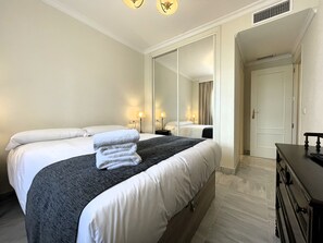 Comfort Apartment | Down duvets, in-room safe, individually decorated - Serinamar - Los Naranjos de Marbella (Marbella)