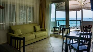 Een flatscreentelevisie