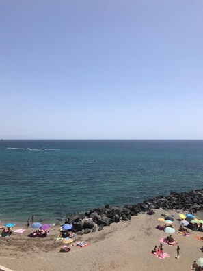 Beach nearby - Tysandros (Giardini Naxos)