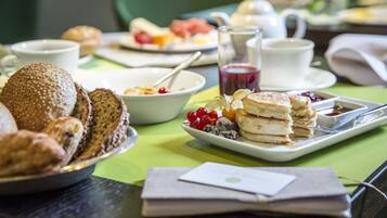 Daily buffet breakfast (EUR 35 per person)