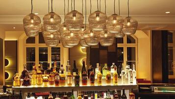 Aperto a cena e per l'happy hour