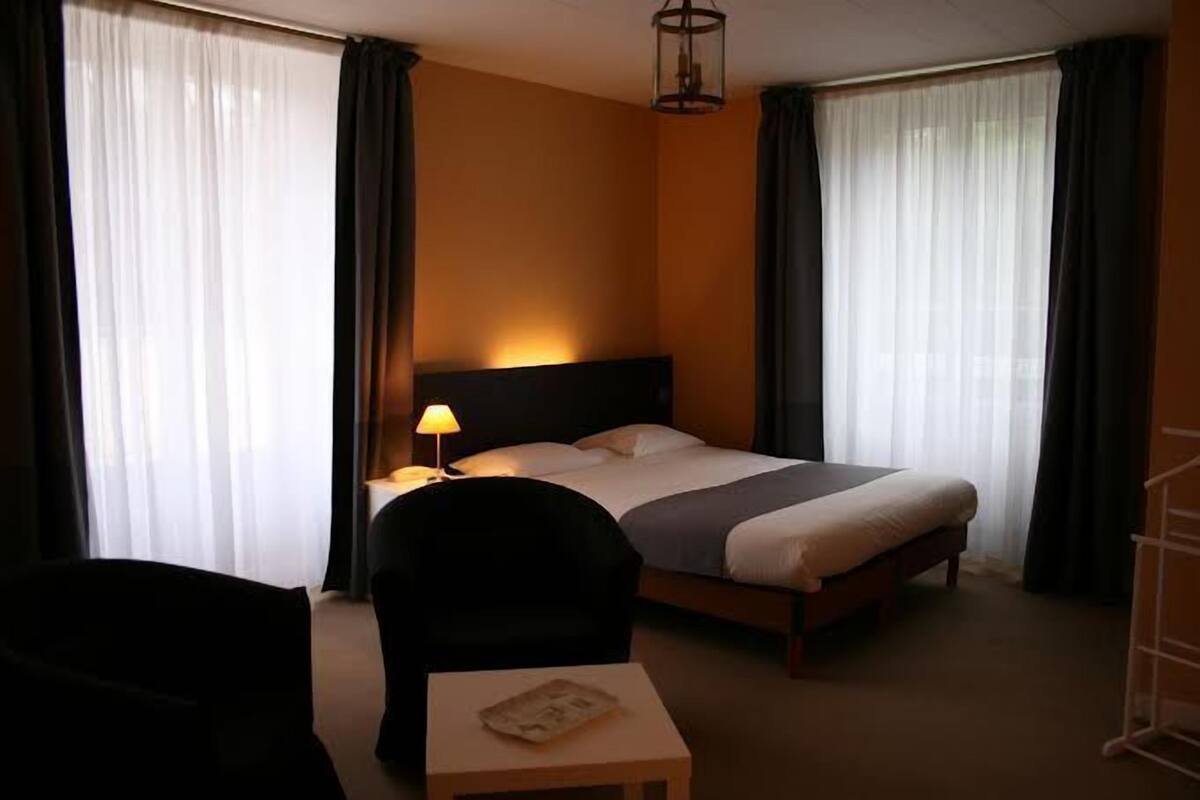 Superior Double or Twin Room | Desk, WiFi (free), bed sheets