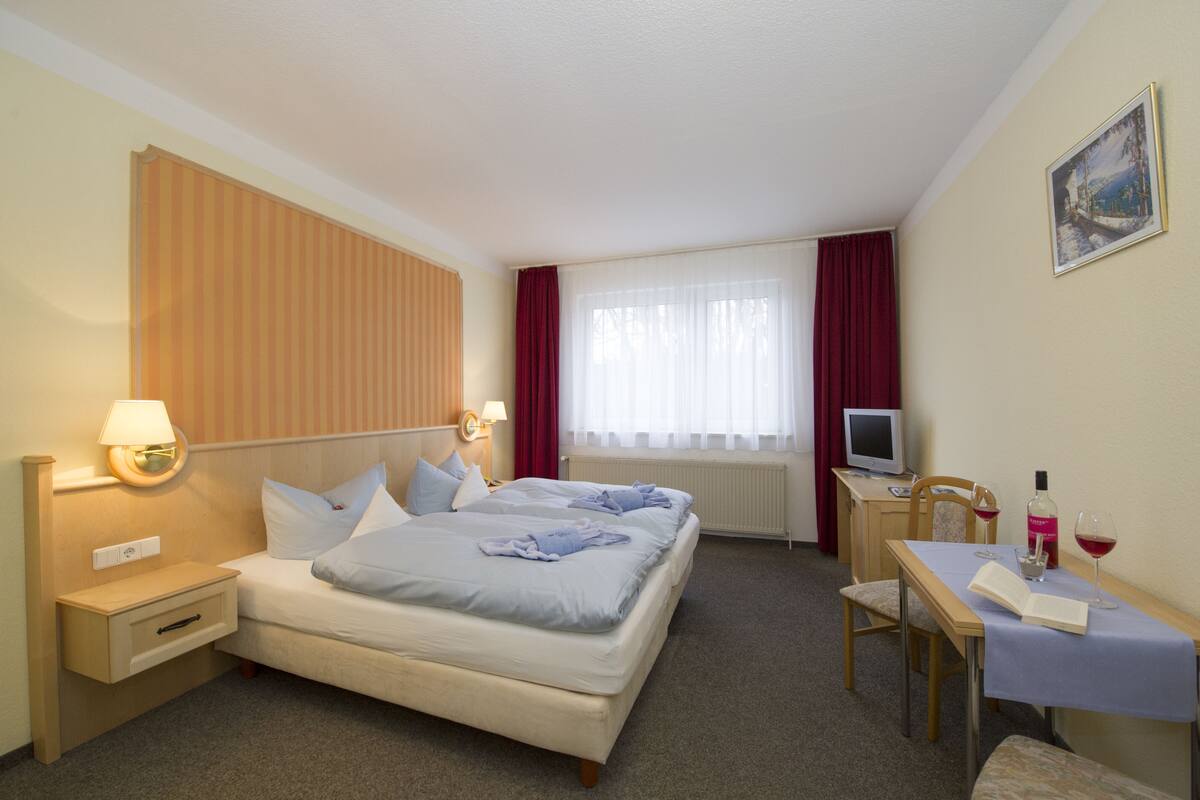 Quarto casal conforto | Wi-Fi de cortesia