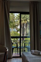 Camera tripla (Hotel) | Balcone