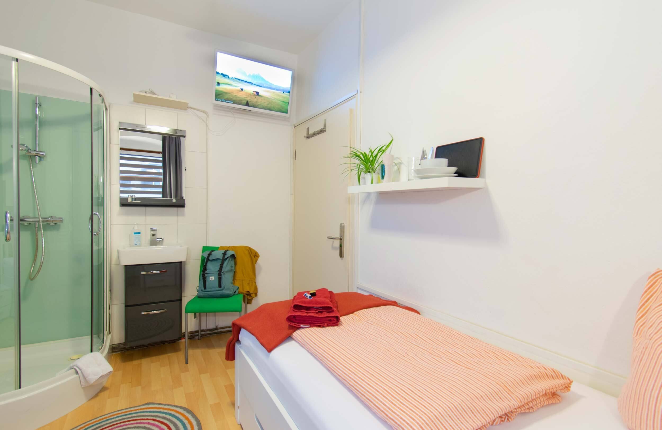 single room "schnapsidee" (shower in room, toilet in hallway) | bathroom | shower, free toiletries, hair dryer, towels