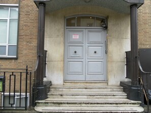 Interior - Access Euston (London)