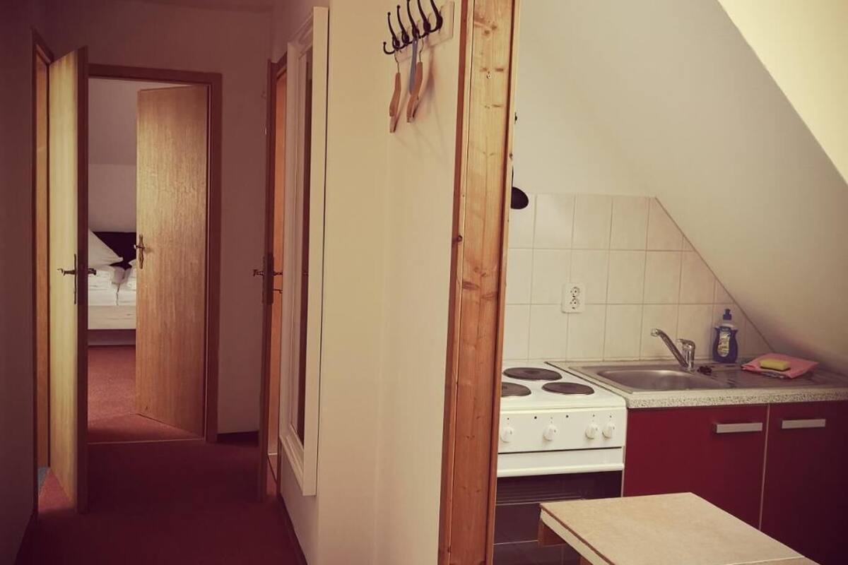 fridge, electric kettle