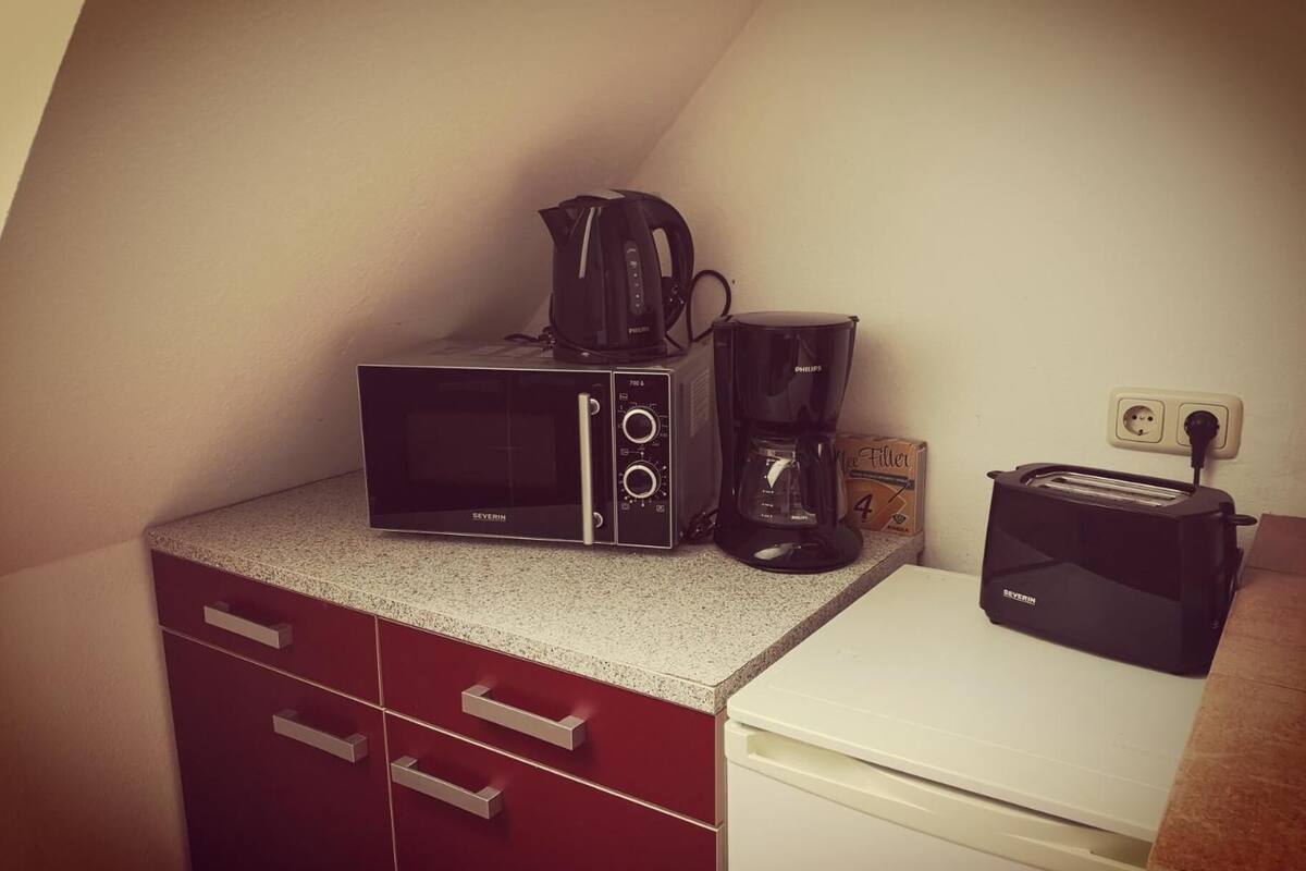 fridge, electric kettle