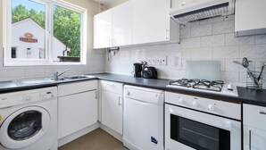 Standard Townhome, 4 Bedrooms | Private kitchen - Access Maida Vale North (London)