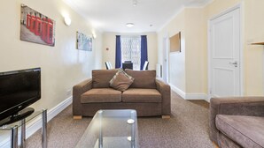 Standard Townhome, 4 Bedrooms | Living room - Access Maida Vale North (London)