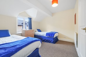 Standard Townhome, 4 Bedrooms | 4 bedrooms, iron/ironing board, free WiFi, bed sheets - Access Maida Vale North (London)