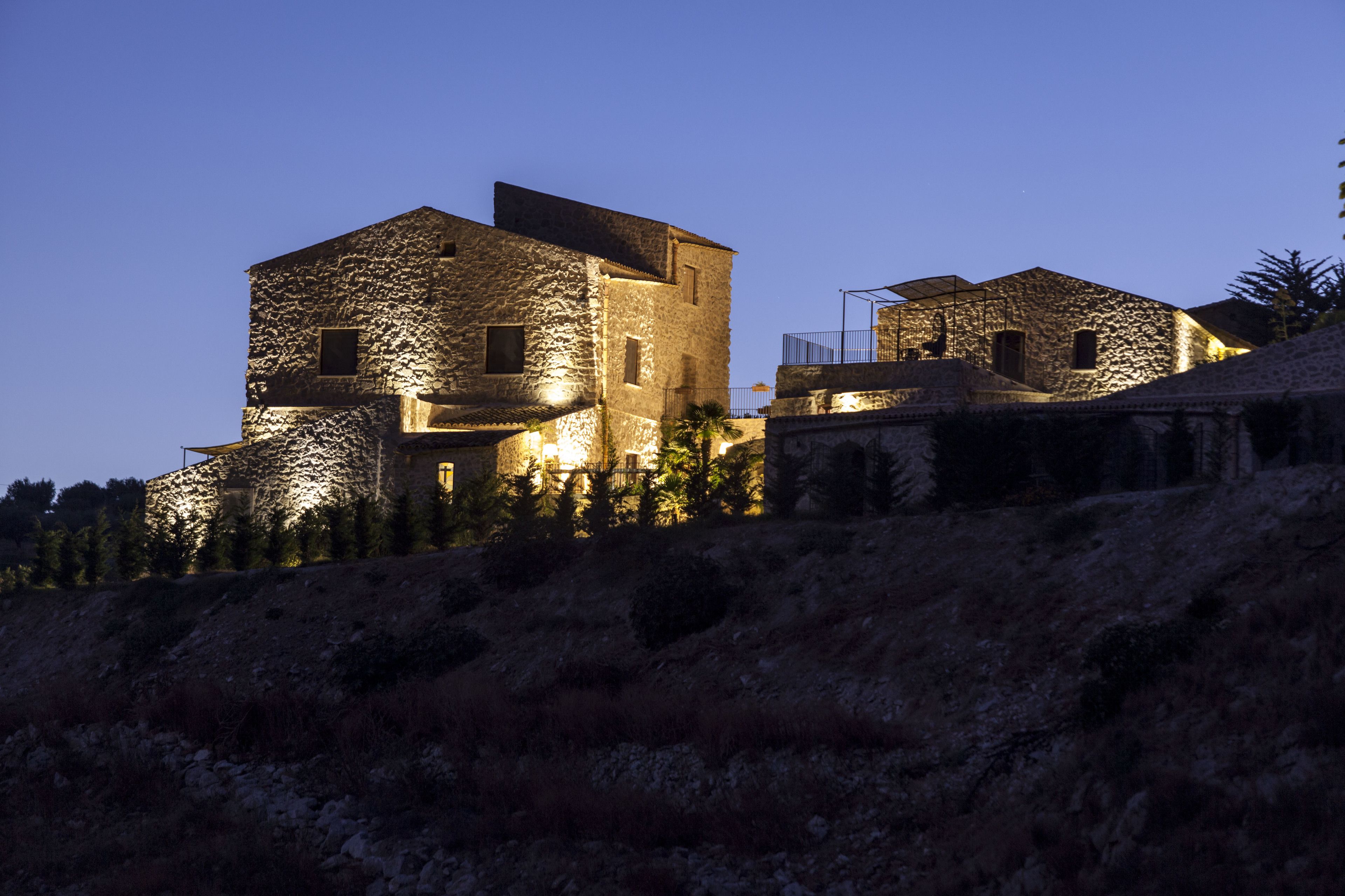 Chi tiết ngoại thất