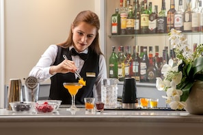 Bar (in der Unterkunft)