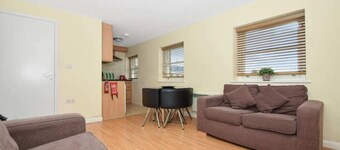 Access Shepherd's Bush