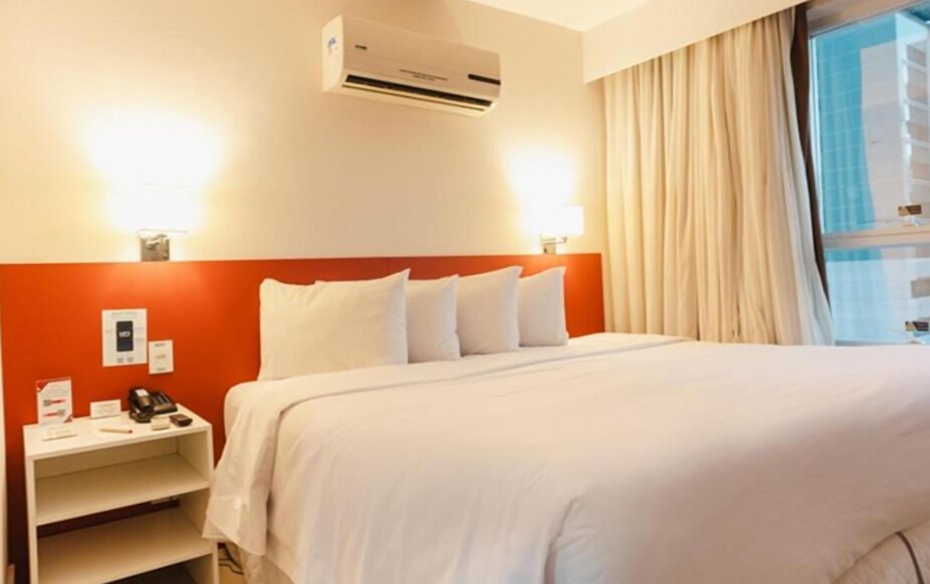 Minibar, in-room safe, desk, laptop workspace