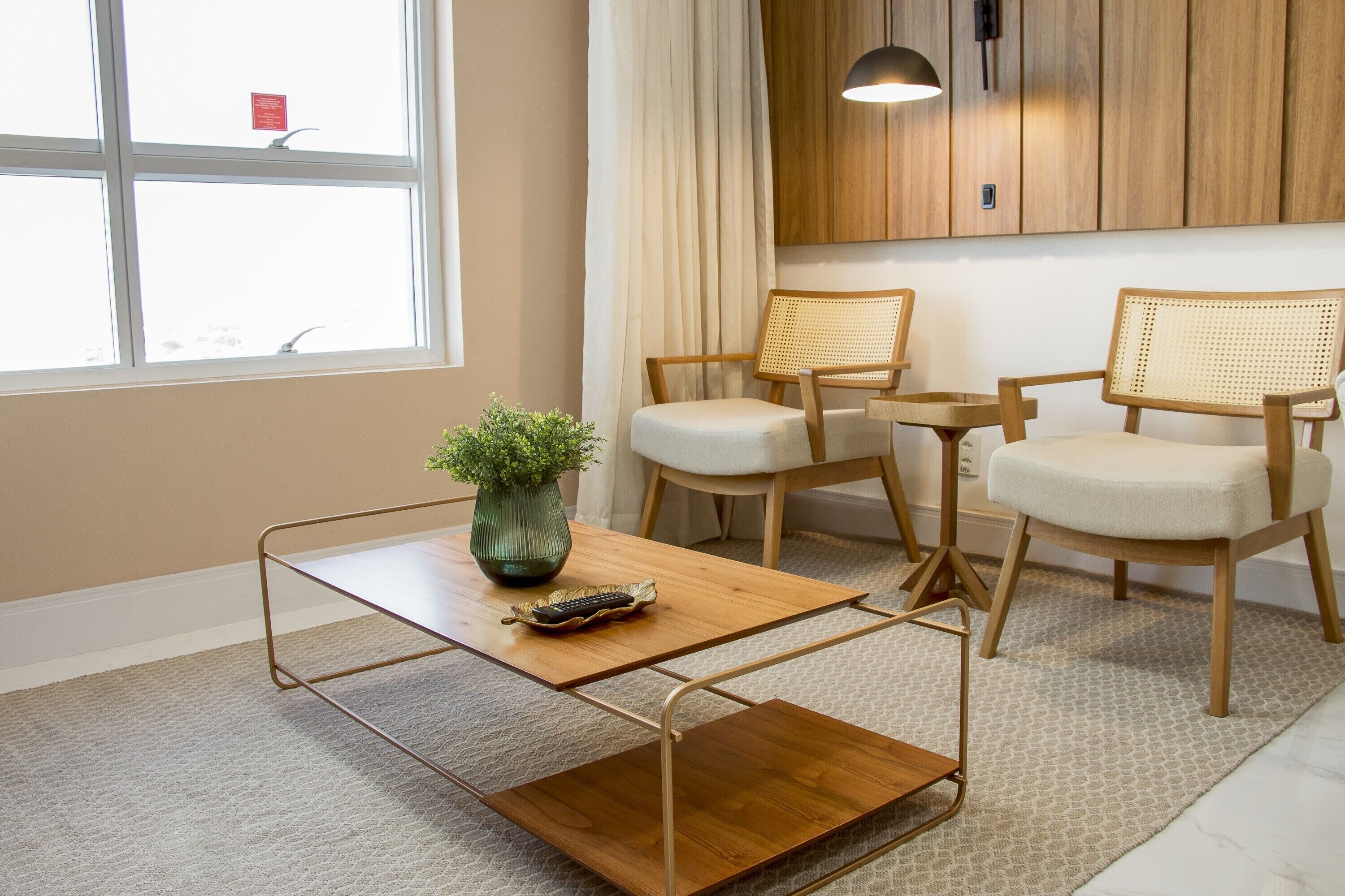 deluxe studio suite, 1 bedroom | living area