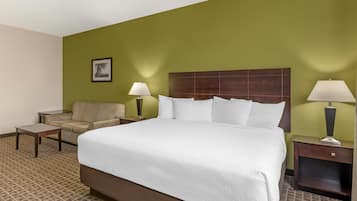 Standard Room, 1 King Bed, Non Smoking, Refrigerator & Microwave (with Sofabed) | Pillowtop beds, blackout drapes, iron/ironing board, WiFi (free)