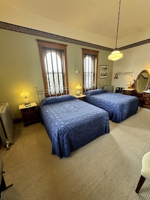 Maternity, 2 Queen Beds (Second Floor - No Elevator) | Individually decorated, iron/ironing board, free WiFi, bed sheets